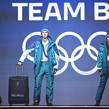 отмечает 30-летие 133