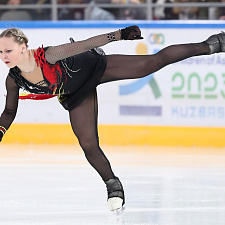 Новокузнеце откатали короткую программу фигуристы 17
